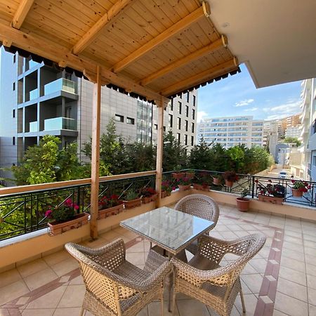 Apartament Galaxy Sarandë Esterno foto