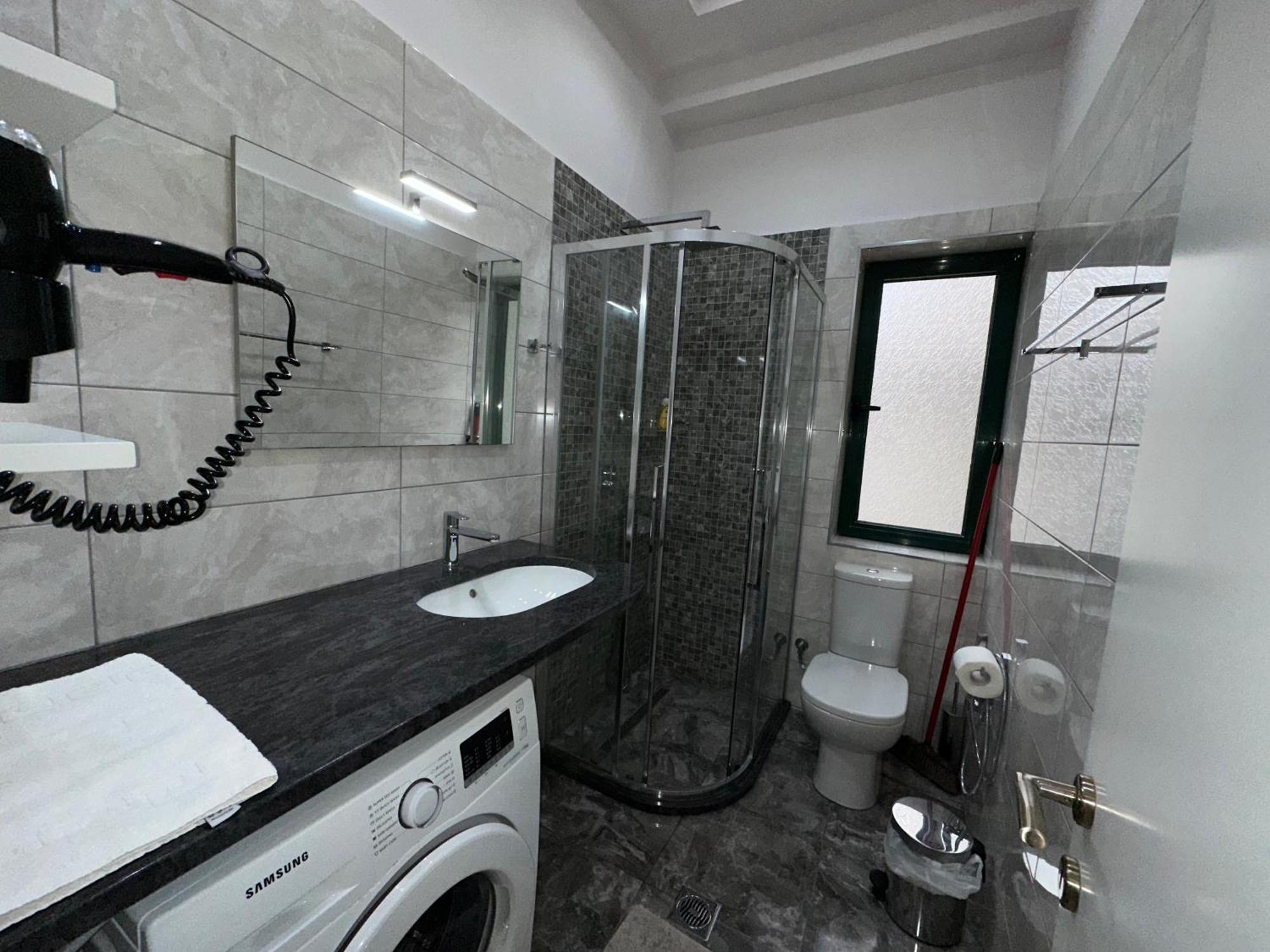 Apartament Galaxy Sarandë Esterno foto